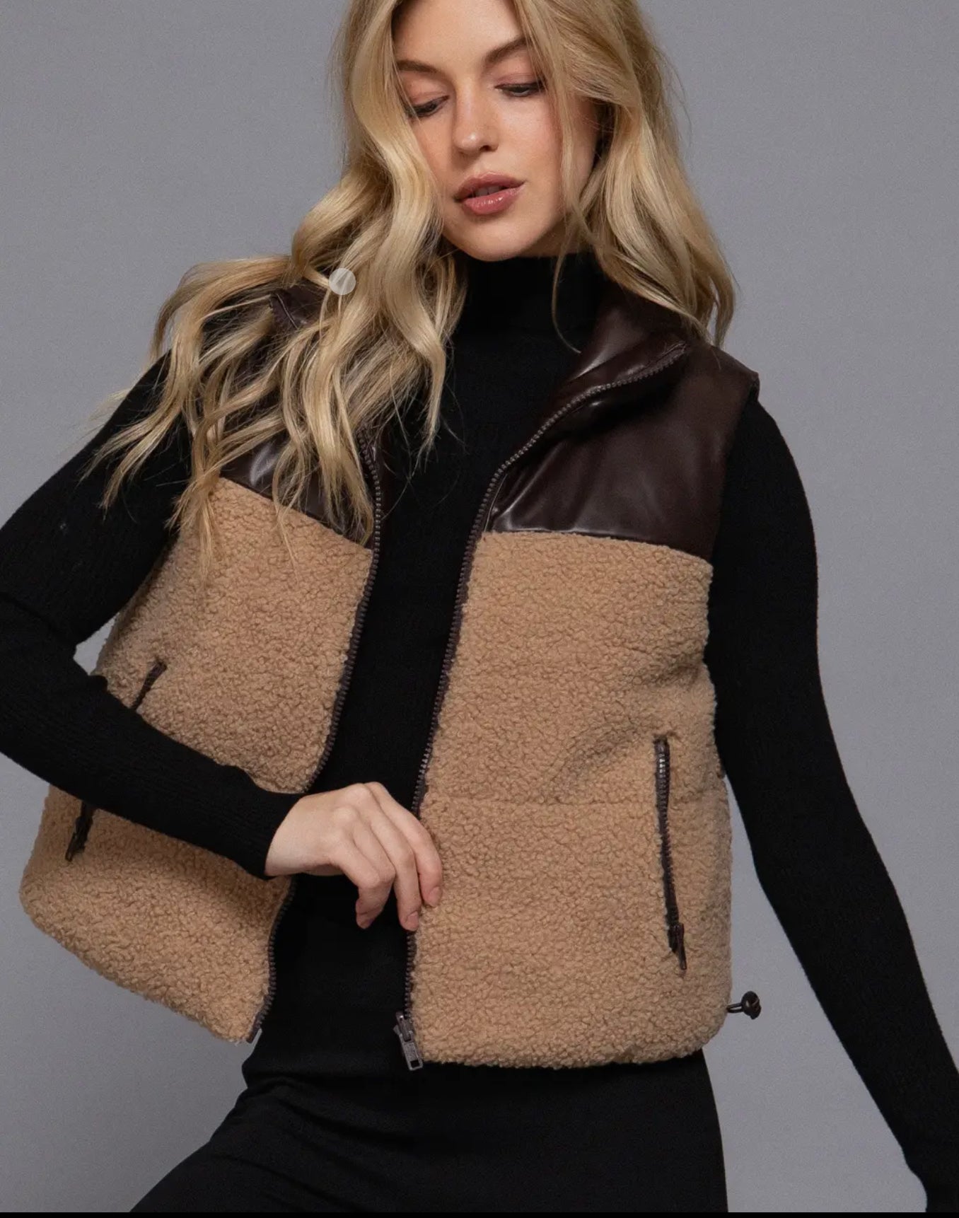 Plus Size Reversible Faux Leather-Sherpa Crop Vest
